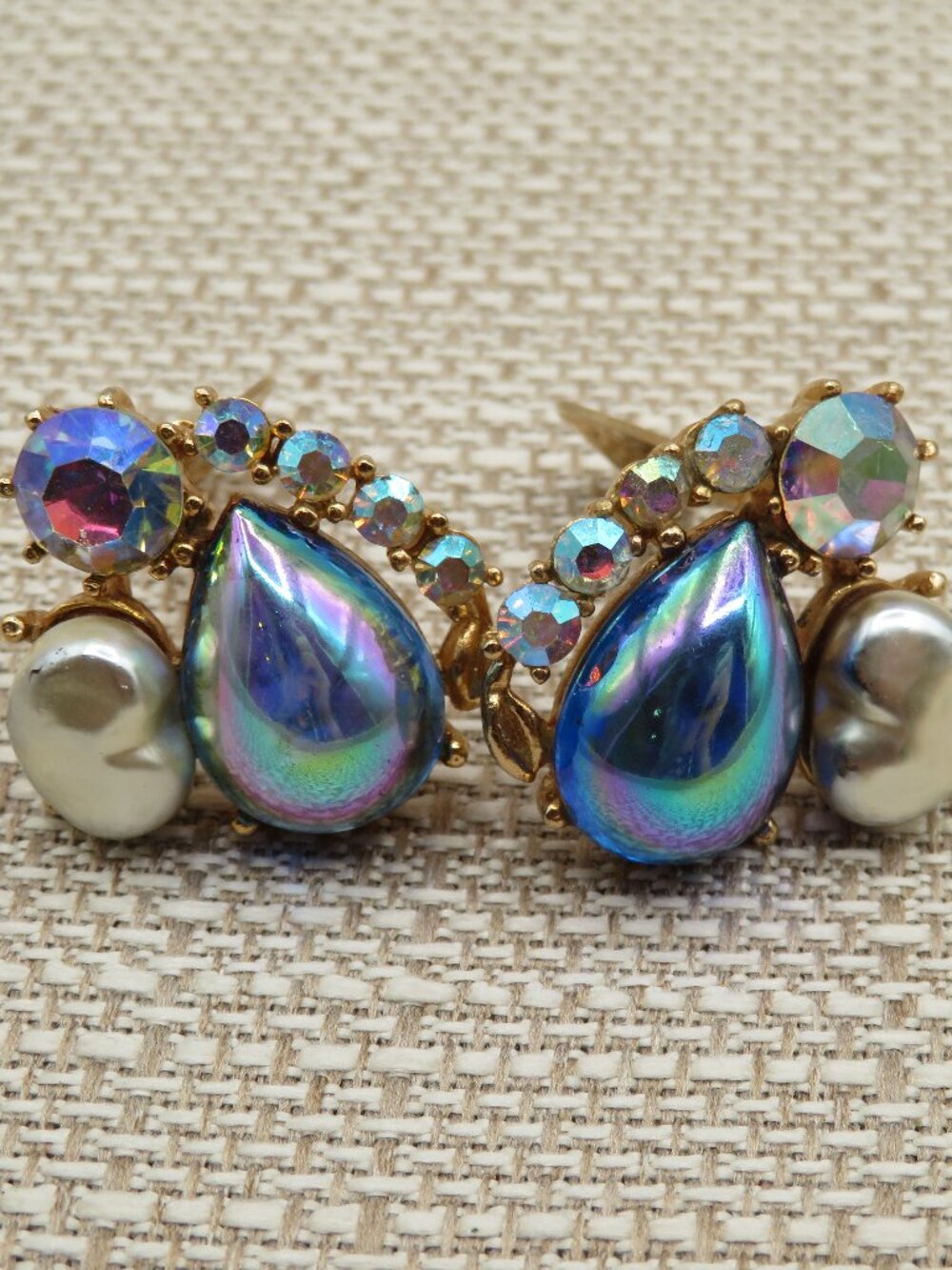 Vintage AB Rhinestone Oil Slick Bead Faux Pearl Clip On Earrings